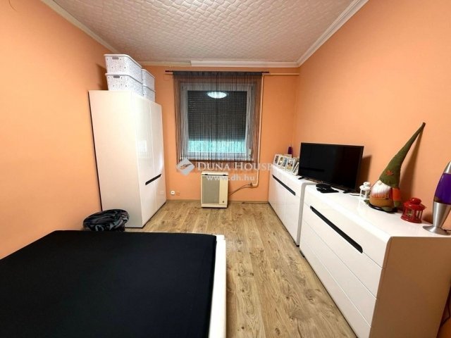 Eladó téglalakás, Lajosmizsén 41.9 M Ft, 3 szobás