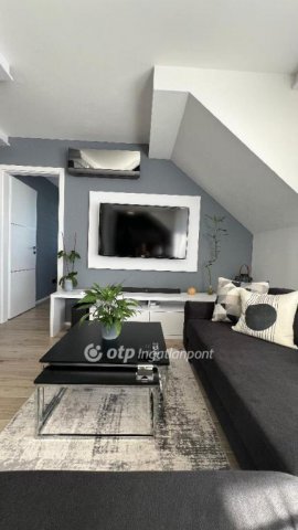 Eladó téglalakás, Gyöngyösön 75.3 M Ft, 4+1 szobás