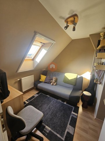 Eladó téglalakás, Pécsett 63.9 M Ft, 2+2 szobás