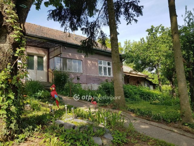 Eladó családi ház, Salgótarjánban 11 M Ft, 3 szobás