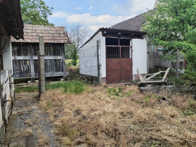 Eladó családi ház, Balatonszentgyörgyön 60.9 M Ft, 6 szobás