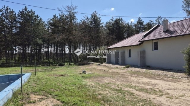 Eladó családi ház, Kecskeméten 95 M Ft, 4 szobás