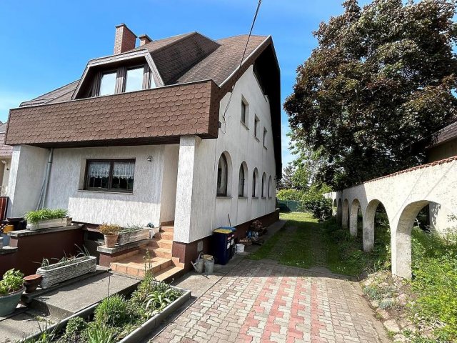 Eladó ikerház, Budapesten, XI. kerületben 215 M Ft, 5+1 szobás
