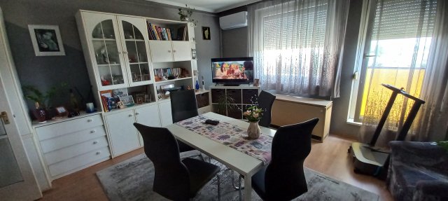 Eladó panellakás, Bicskén, Akácfa utcában 36.9 M Ft, 1+1 szobás