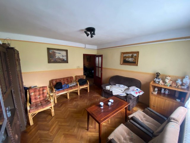 Eladó családi ház, Nyíregyházán 60 M Ft, 3 szobás
