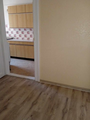 Kiadó téglalakás, albérlet, XIII. kerületben, Radnóti Miklós utcában