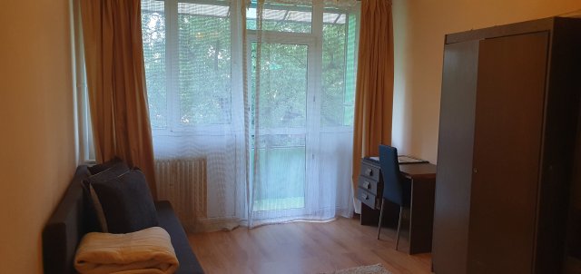 Kiadó panellakás, albérlet, Debrecenben, Darabos utcában