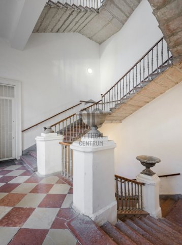 Kiadó téglalakás, albérlet, Budapesten, V. kerületben, 5 szobás