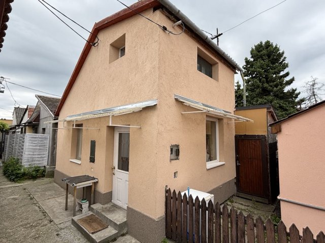 Eladó nyaraló, Dunavarsányban 17 M Ft, 2 szobás