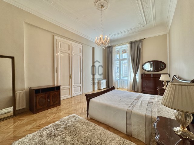 Kiadó téglalakás, albérlet, Budapesten, V. kerületben, 3 szobás