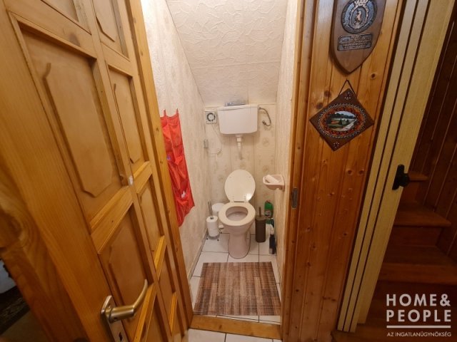 Eladó családi ház, Hódmezővásárhelyen 68.9 M Ft, 5 szobás