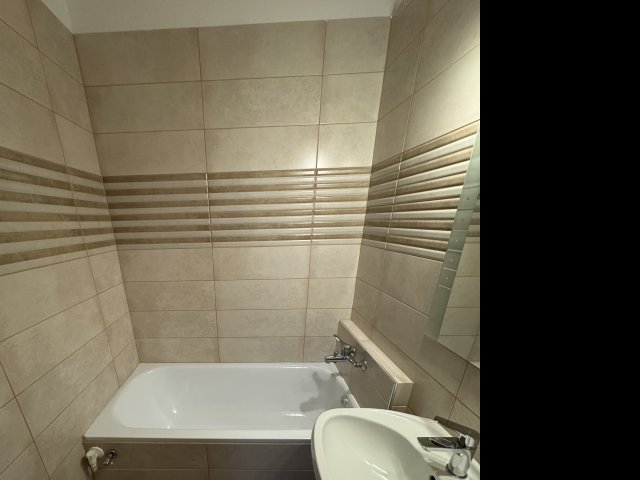 Eladó panellakás, Pécsett, Szabó Ervin téren 47.8 M Ft