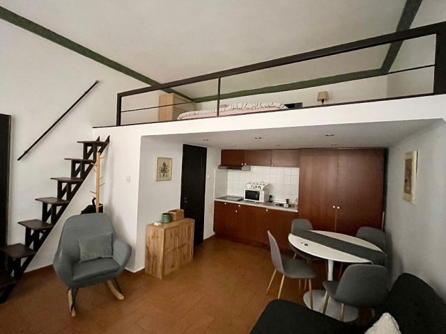 Eladó téglalakás, Budapesten, VI. kerületben 48.9 M Ft, 1 szobás