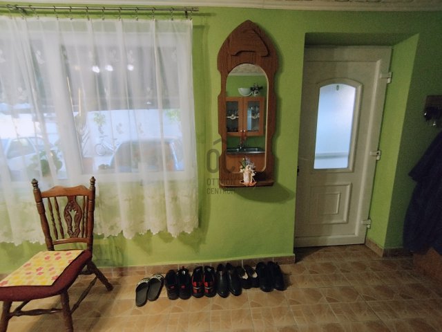 Eladó családi ház, Nagykőrösön 32.9 M Ft, 2 szobás