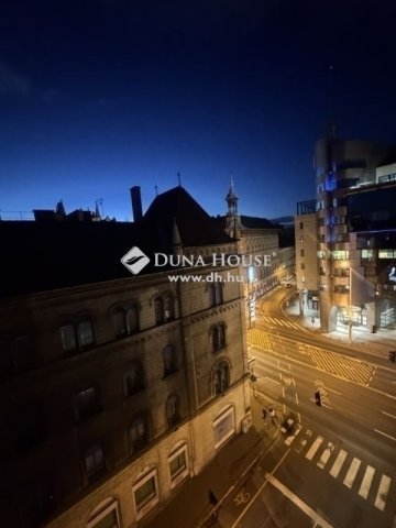 Eladó téglalakás, Budapesten, VIII. kerületben 104.9 M Ft