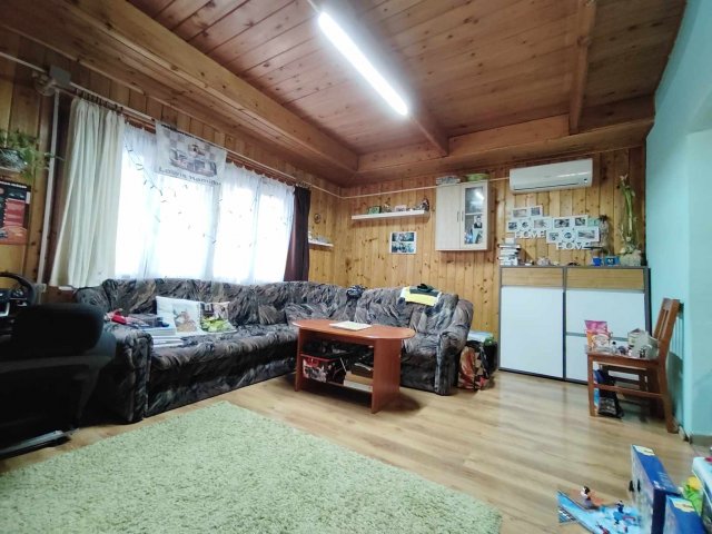 Eladó családi ház, Dombóváron 29.9 M Ft, 3 szobás