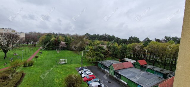 Eladó panellakás, Győrött 35.2 M Ft, 1 szobás