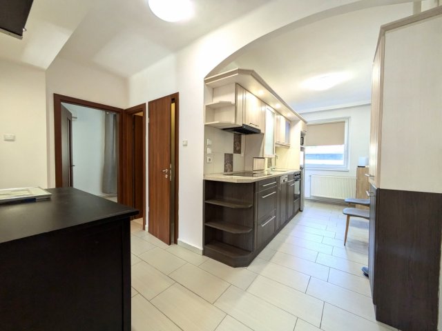 Kiadó téglalakás, albérlet, Debrecenben 280 E Ft / hó, 3 szobás