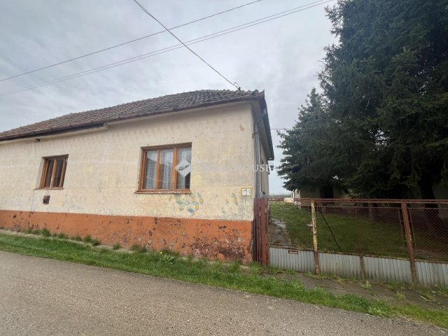 Eladó családi ház, Véménden 7.9 M Ft, 5 szobás