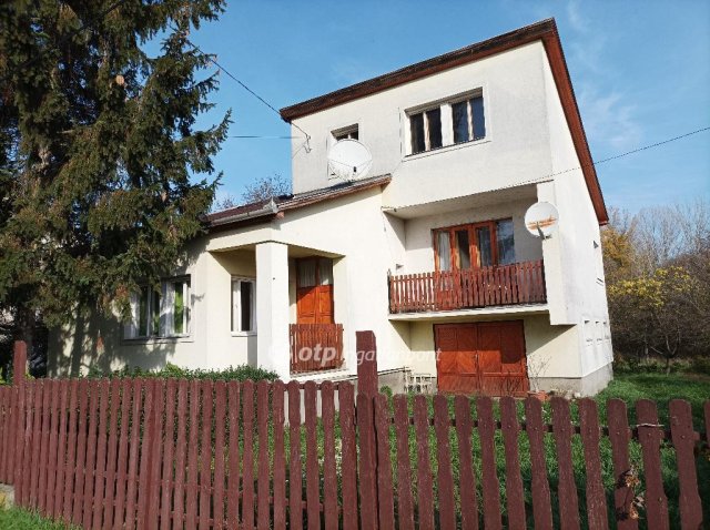 Eladó családi ház, Sárospatakon, Gárdonyi Géza úton 39 M Ft