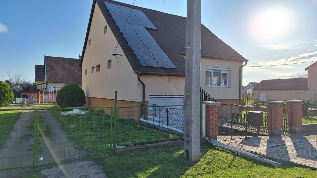 Eladó családi ház, Hatvanban 73 M Ft, 4 szobás