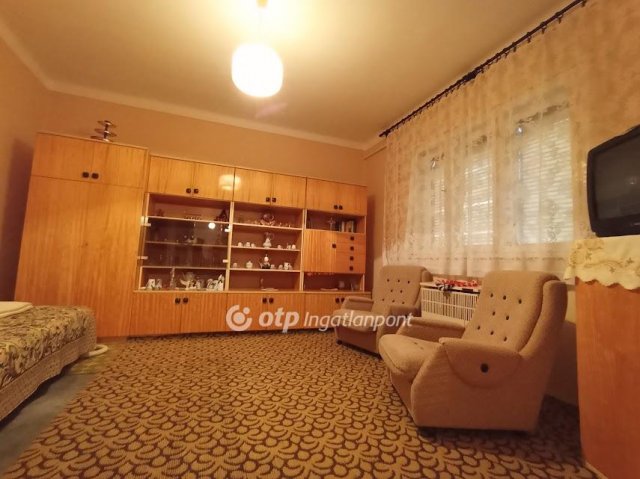 Eladó családi ház, Gyöngyösorosziban 17.9 M Ft, 3 szobás