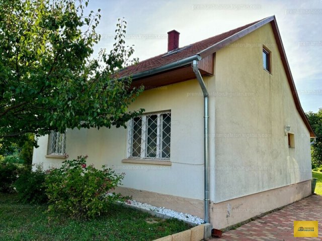 Eladó családi ház, Balatongyörökön 99.99 M Ft, 4 szobás