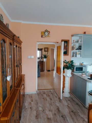 Eladó családi ház, Dabason 109.9 M Ft, 3 szobás