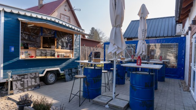 Eladó üzlethelyiség, Szigetmonostorban 139.9 M Ft, 2 szobás
