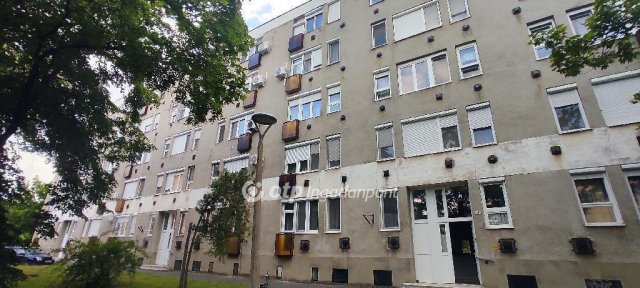 Eladó téglalakás, Debrecenben 48.5 M Ft, 1+1 szobás