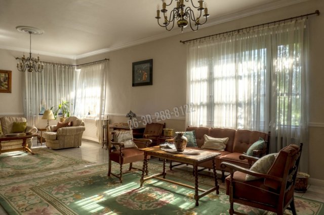 Eladó családi ház, Budapesten, XIV. kerületben 220 M Ft
