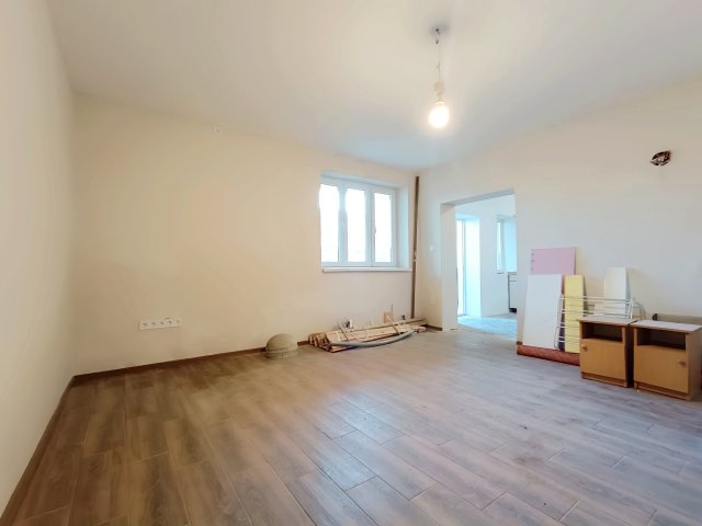 Eladó családi ház, Dombóváron 12.9 M Ft, 1+1 szobás