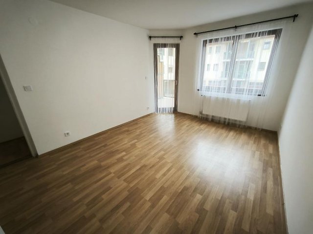 Kiadó téglalakás, albérlet, Budapesten, IV. kerületben