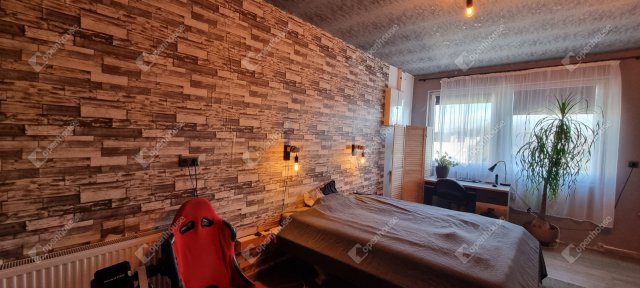 Eladó családi ház, Győrzámolyon 104 M Ft, 5 szobás