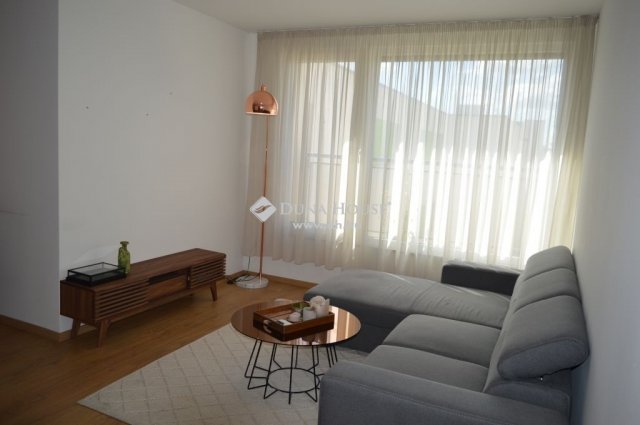Kiadó téglalakás, albérlet, Debrecenben 390 E Ft / hó, 3 szobás