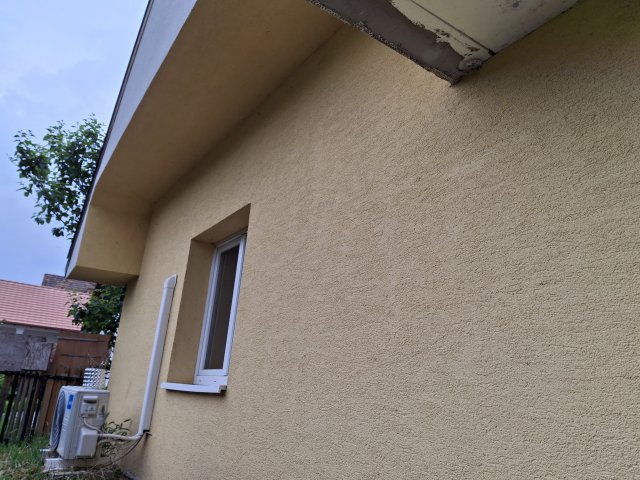 Eladó családi ház, Válon 27.9 M Ft, 3 szobás