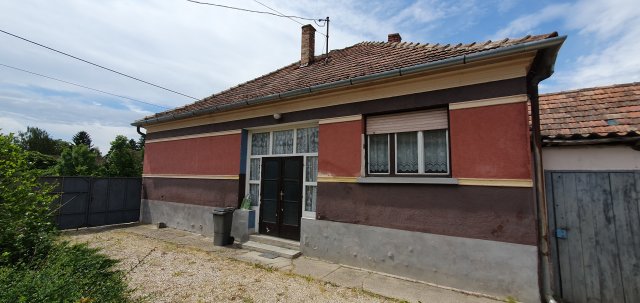 Eladó családi ház, Kertán 19.5 M Ft, 3 szobás