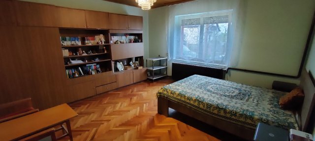 Eladó családi ház, Székesfehérvárott 35.9 M Ft, 2 szobás