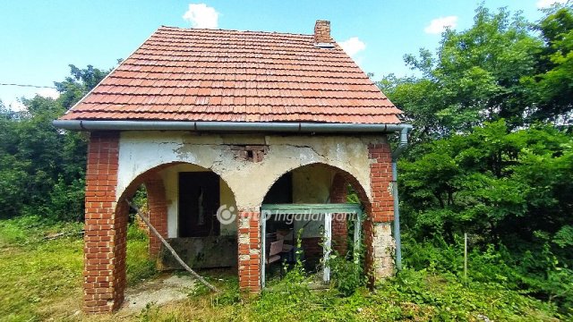 Eladó telek, Pécsett 19.9 M Ft / költözzbe.hu