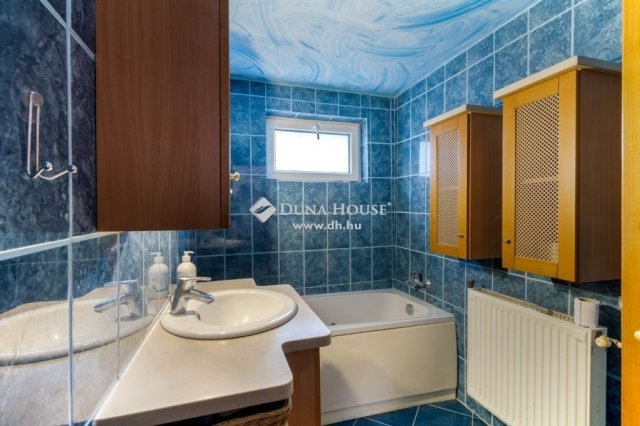 Eladó ikerház, Gödön 105 M Ft, 5 szobás / költözzbe.hu