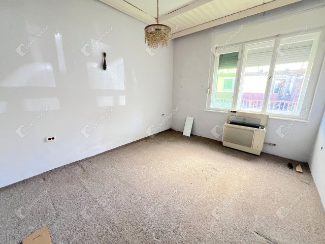 Eladó családi ház, Monorierdőn 46.9 M Ft, 3 szobás
