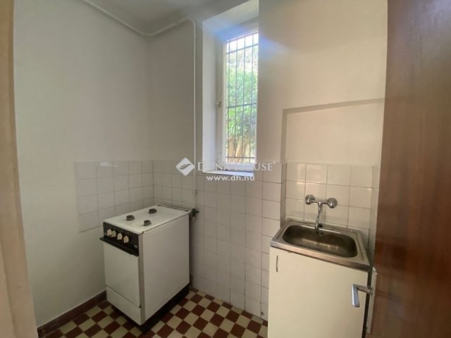 Eladó téglalakás, Budapesten, XIV. kerületben 53.99 M Ft