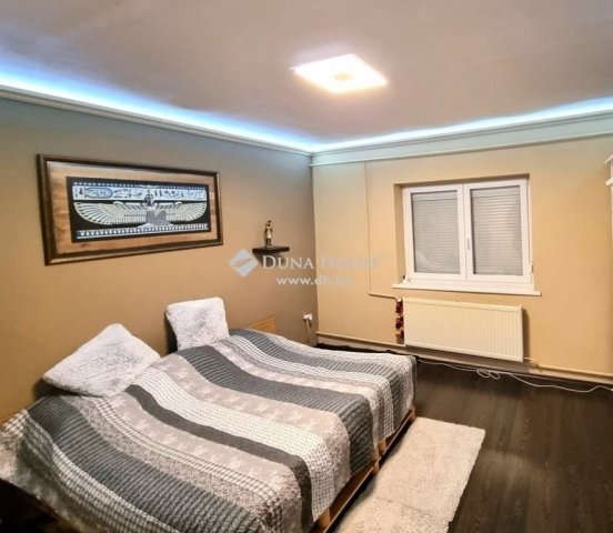Eladó családi ház, Budapesten, XV. kerületben 89.7 M Ft