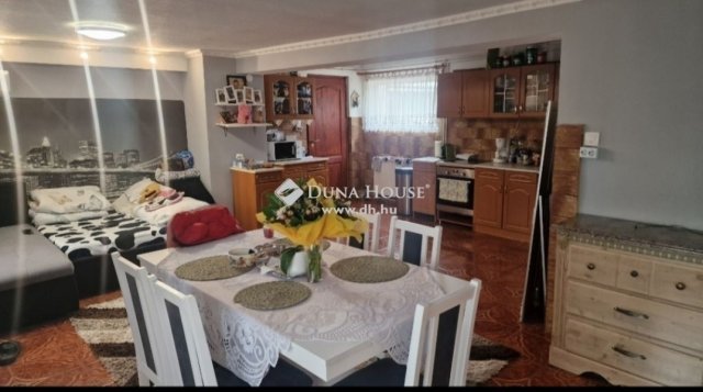 Eladó családi ház, Budapesten, XI. kerületben 84.5 M Ft