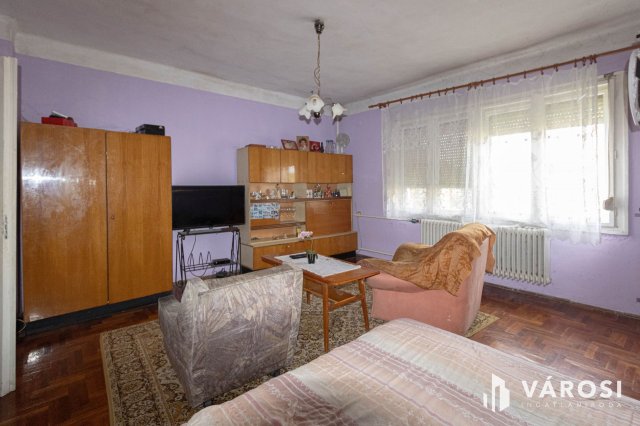 Eladó családi ház, Sarkadkeresztúron 10.5 M Ft, 2 szobás