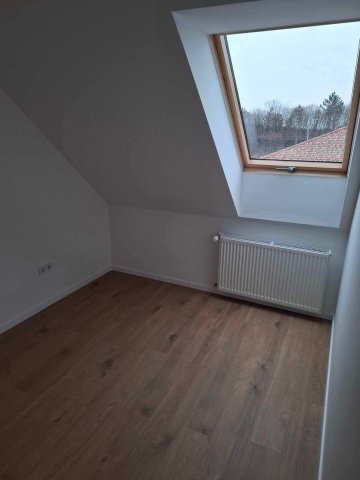 Eladó ikerház, Ostoroson 92.9 M Ft, 3 szobás