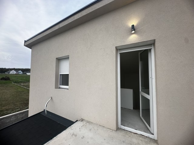 Eladó családi ház, Alsópáhokon 120 M Ft, 3 szobás