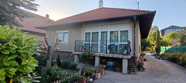 Eladó családi ház, Budaörsön, Farkasréti úton 199.9 M Ft