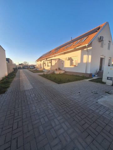 Eladó családi ház, Szolnokon 55 M Ft, 4 szobás