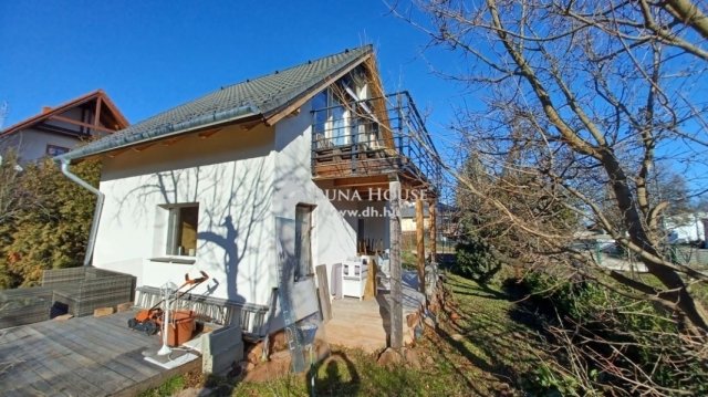 Eladó családi ház, Balatonalmádiban 59.9 M Ft, 2 szobás